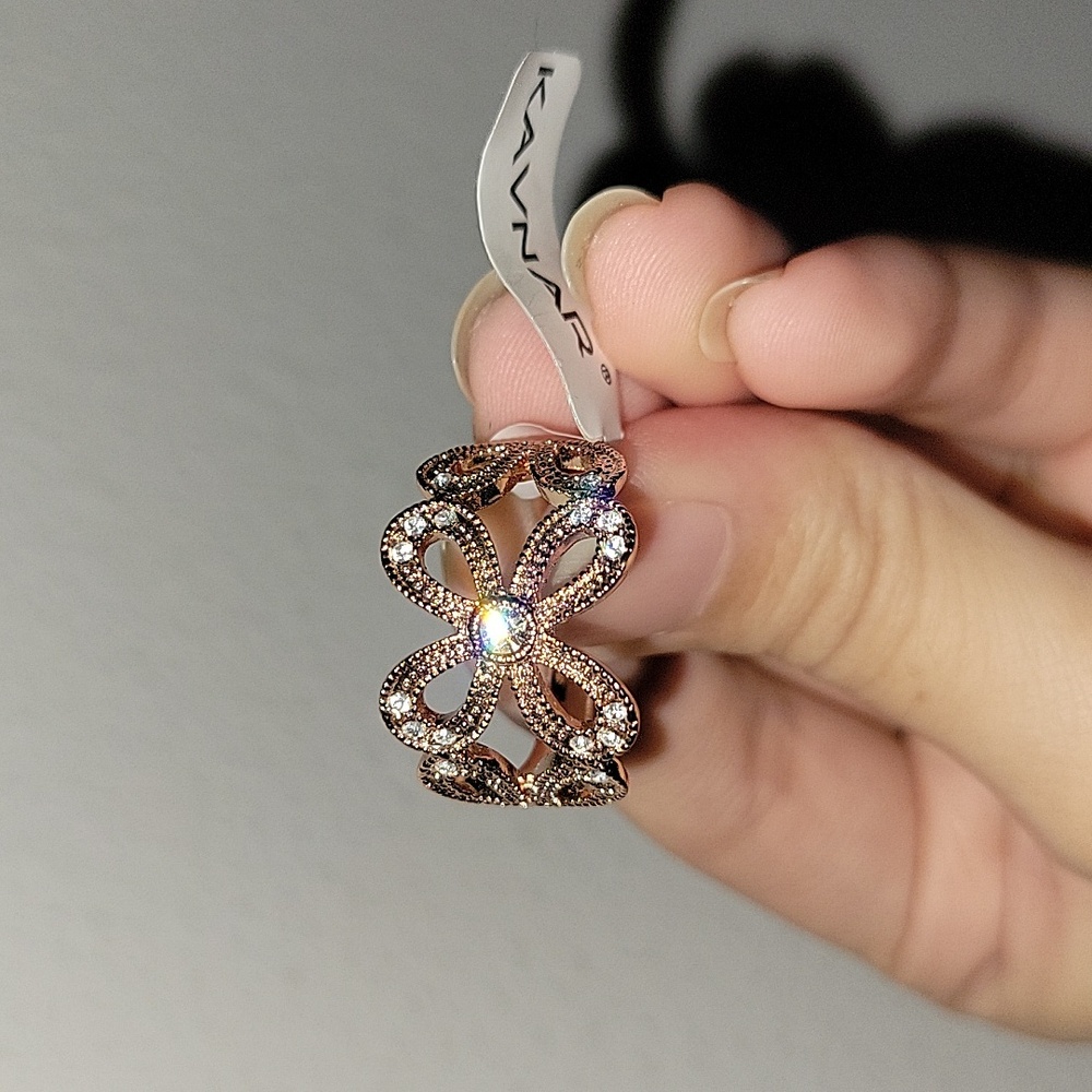 Ring - Picture 3 of 10